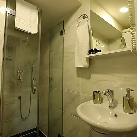 Hotel Askadar Cati