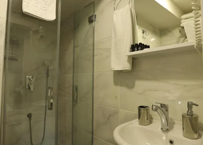 Askadar Cati Hotel *